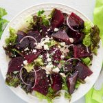 Ensalada de remolacha o de betabel.