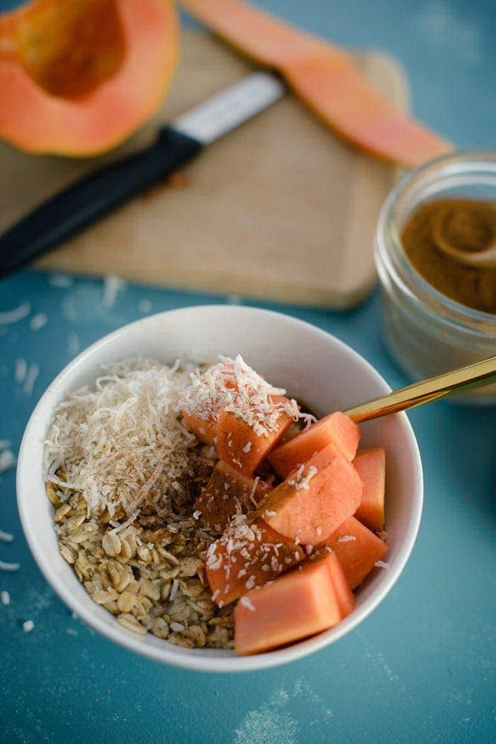 Oatmeal with papaya and coconut