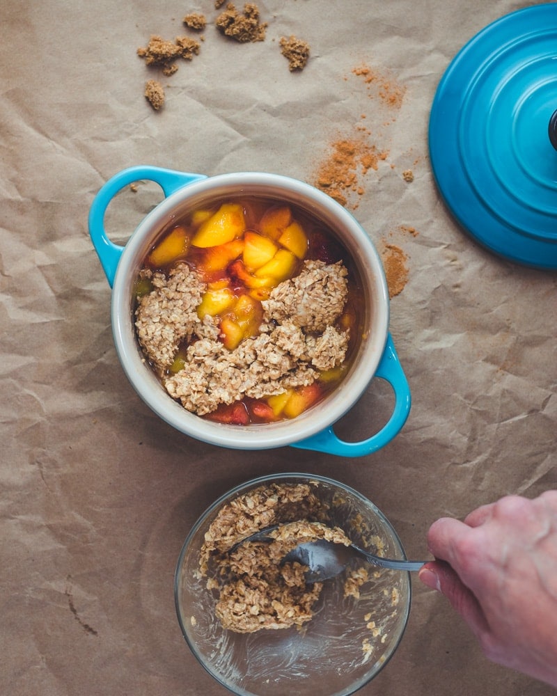 Duraznos horneados con avena
